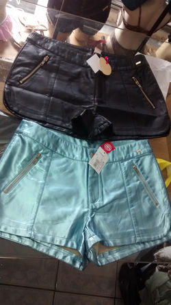 HB short couro sintetico.jpg