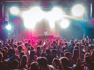 Top Wedding Songs for Modern Couples 2025: Move Over YMCA!