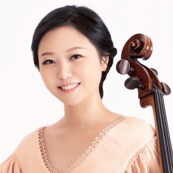 Lucie Zhuxi Wang