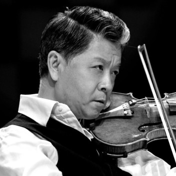 Yi-Wen Jiang