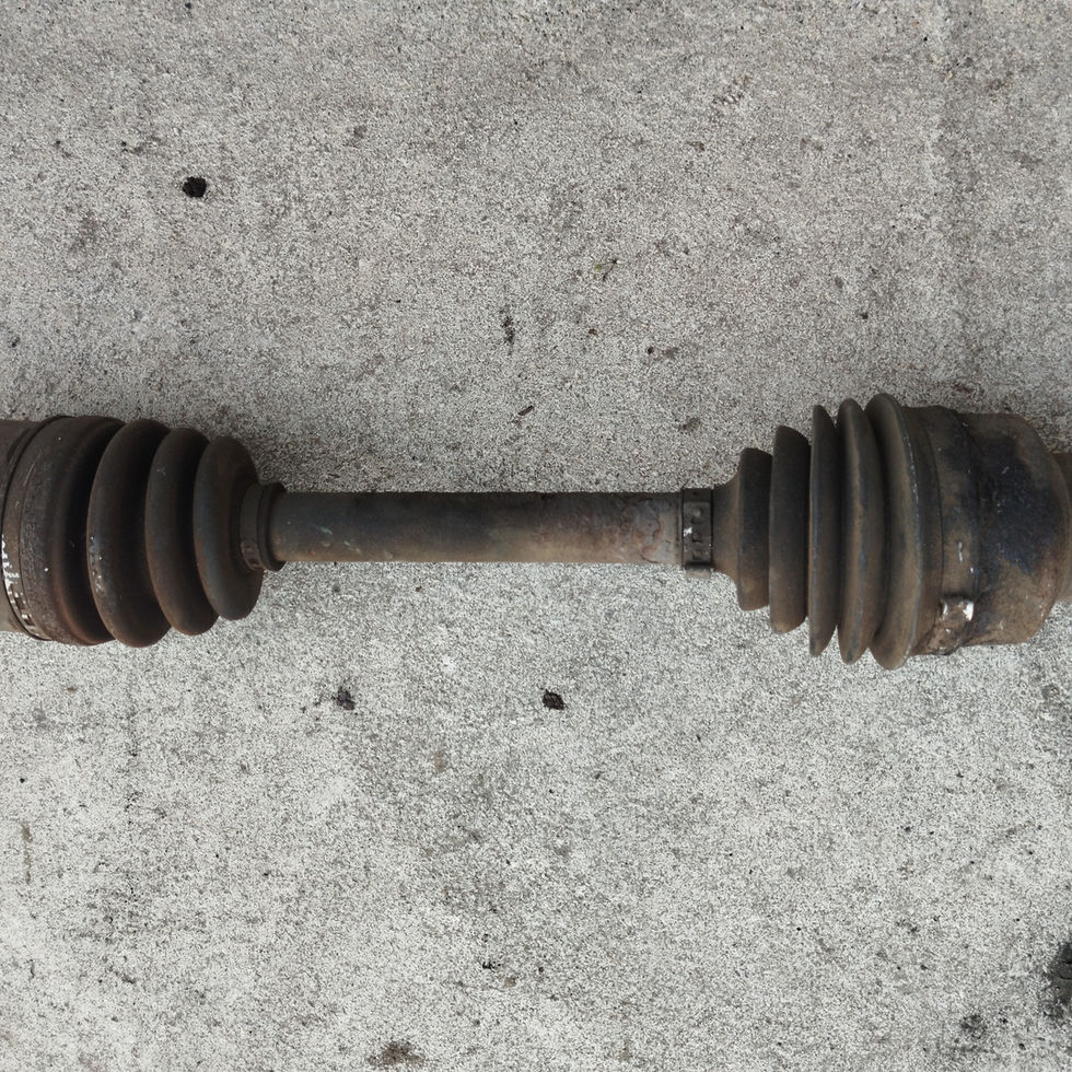 Kia Sorento féltengely – tartós erőátviteli alkatrész a megbízható hajtás és stabil úttartás érdekében. Pontos illeszkedés, s