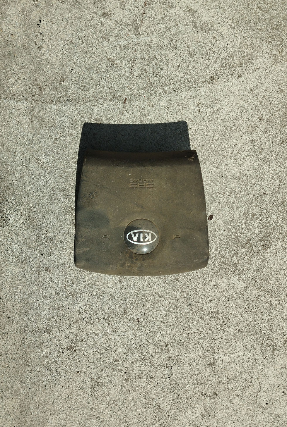 Kia Sorento légzsák – megbízható biztonsági rendszer elem az utasok védelméért ütközés esetén. Pontos illeszkedés, tartós kiv