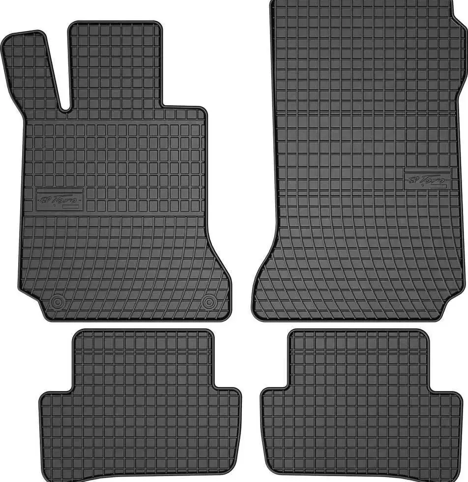 Mercedes W204 gumiszőnyeg pontos illeszkedéssel védi az utasteret a nedvességtől és szennyeződésektől, tartós, csúszásmentes