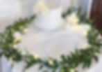 Using ruscus as table decor