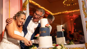 When Should You Book Your Wedding Cake? A Simple Timeline for UK Couples