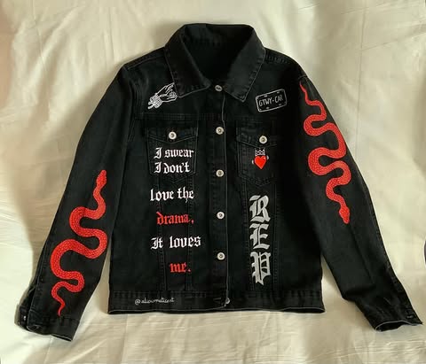 Dos Hermanas al Día entrevista a Alicia (alicromaticart)