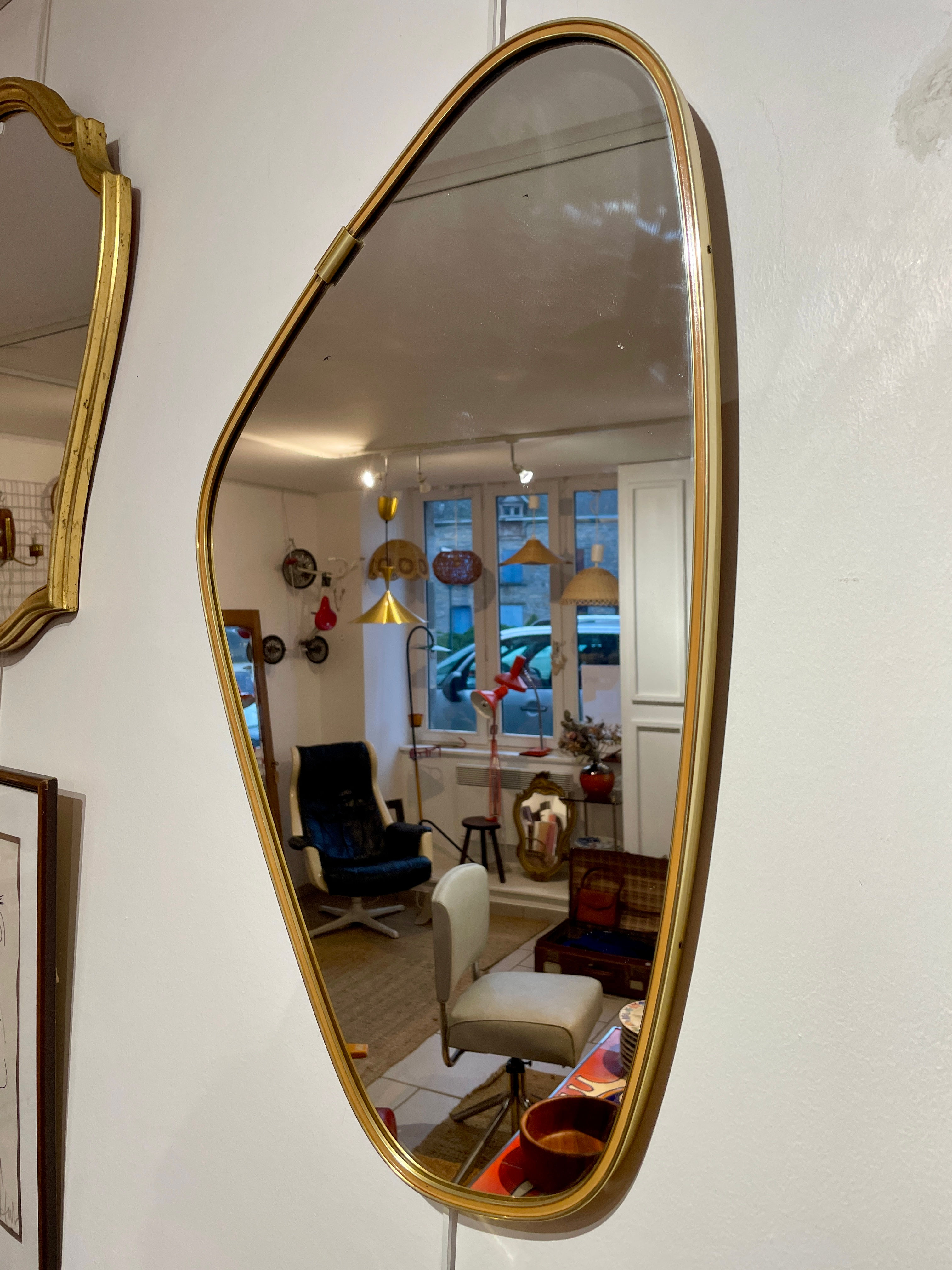 Miroir asymétrique années 60