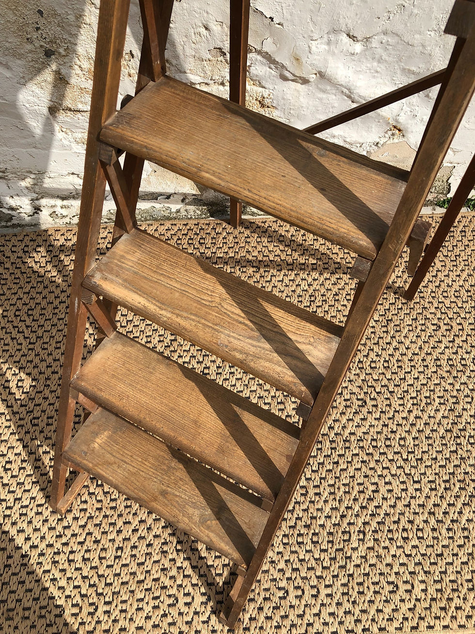 Miniature : Escabeau en bois