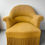 Miniature : Fauteuil crapaud en tissu jaune
