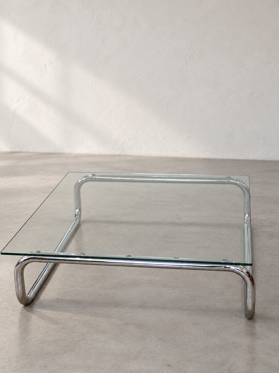 Miniature : Table de Salon en chrome et verre
