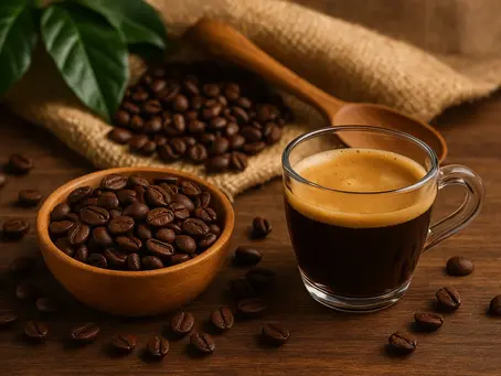 ☕ Como tomar café pela manhã sem prejudicar a saúde (após os 50)