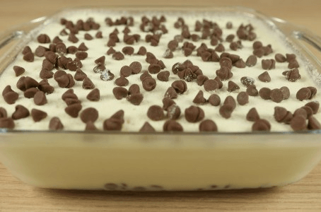 🍫🥛 Travessa Gelada de Leite Ninho com Chocolate: sobremesa fácil e irresistível