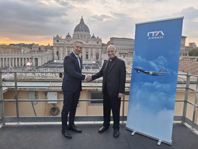 Ita Airways è il vettore ufficiale del Giubileo 2025: «I pellegrini raggiungeranno Roma con più facilità»