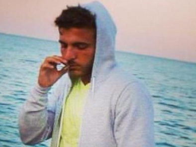 Al Nuovo Salario il 31enne Alberto Donato è stato trovato senza vita sul divano dalla sua fidanzata: disposta l'autopsia