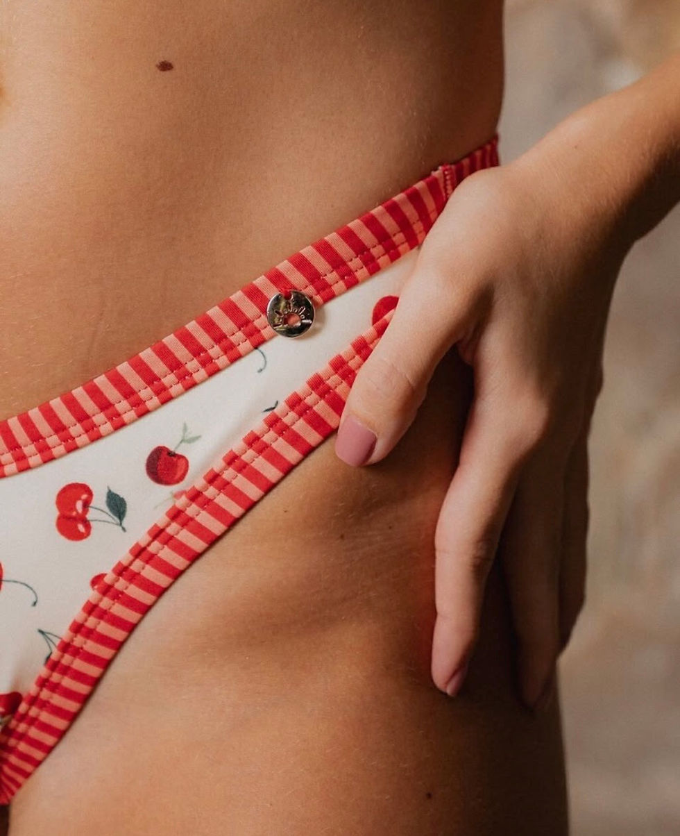 Thumbnail: Aline High-Leg Bikini Set — Cherry Blossom