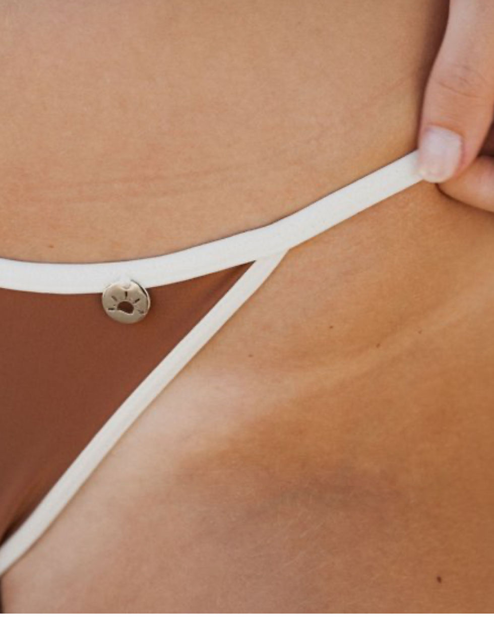 Thumbnail: Hawai Bikini Brown & Ivory – Brazilian Underwire Bikini Set | Bikinis YYC 