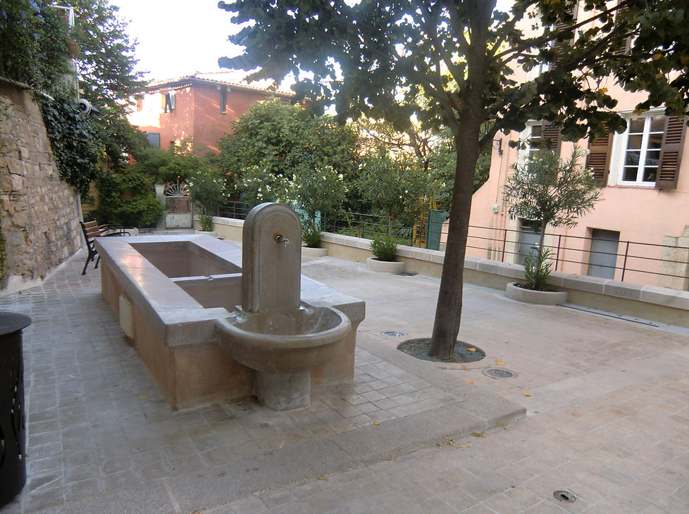 Brignoles centre ancien