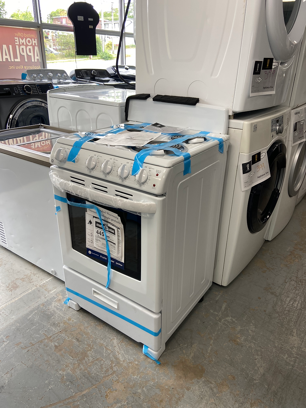 24” GE Coil Top Stove