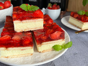 🍓 Budyniowiec z galaretką i truskawkami - Proste ciasto bez pieczenia 🍓