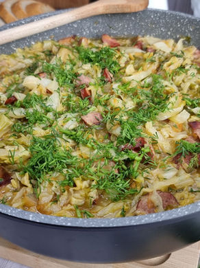 Bigos z młodej kapusty - łatwy i pyszny obiad