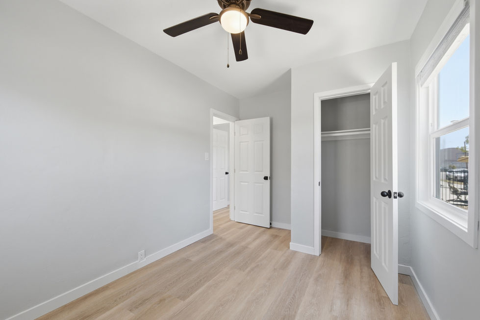 Bedroom 2 (2)
