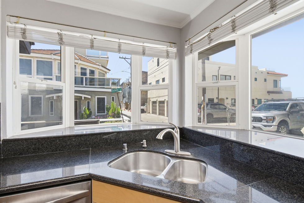Kitchen (2)