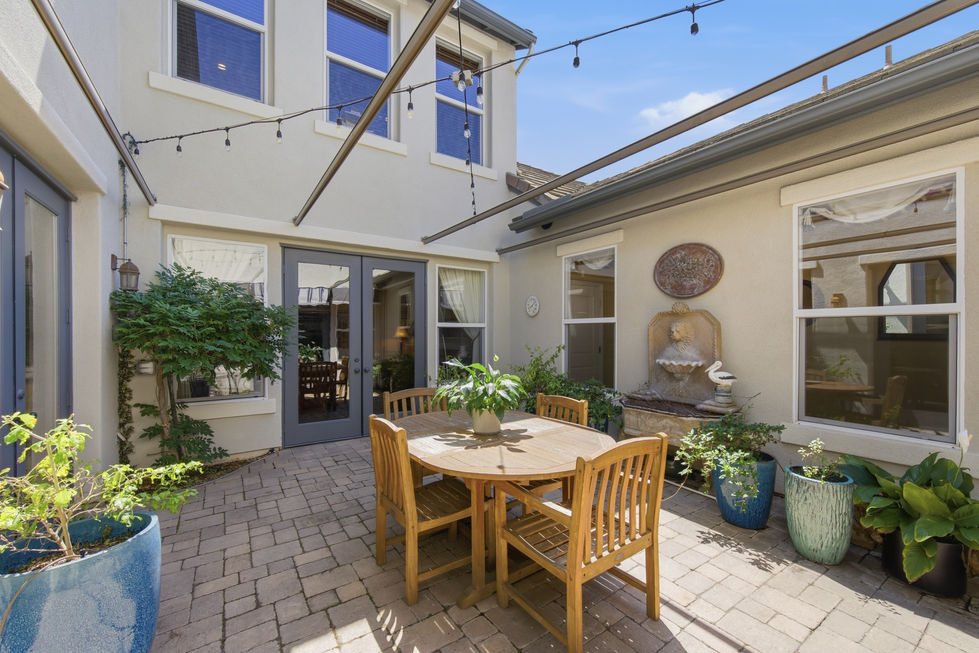 Courtyard- 002