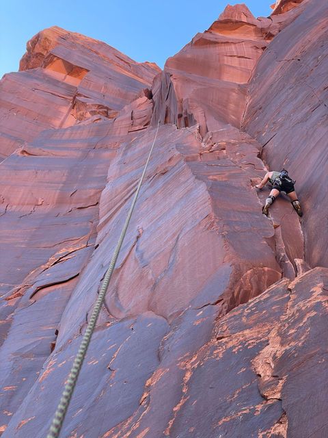 Inclusive Climbing Guiding: An adaptive athlete with a spinal cord injury tries his first Indian Creek Climb with Elevate Outdoors.