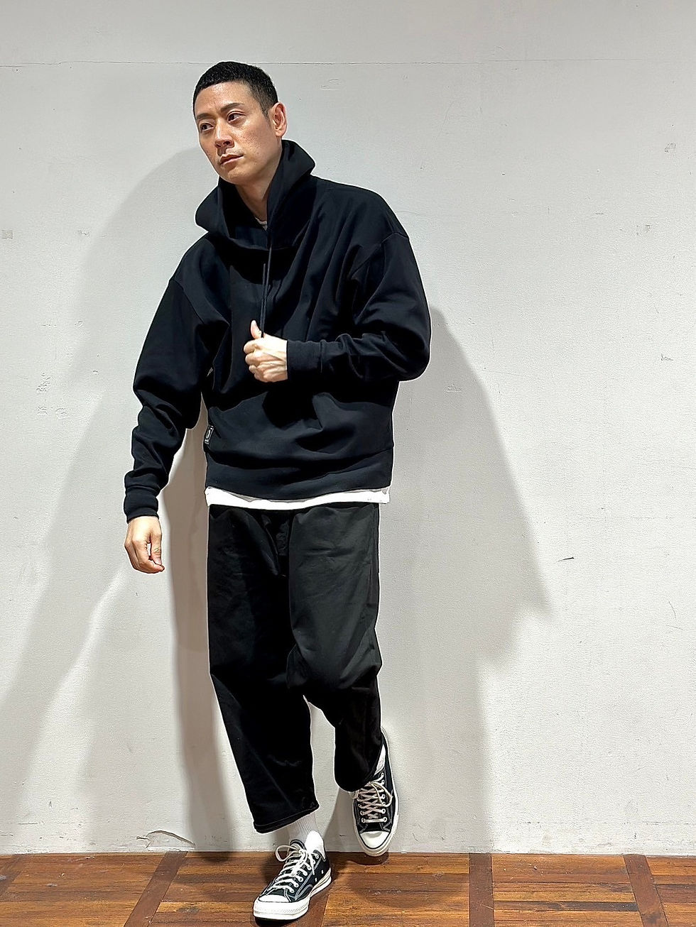 サムネイル： Knit Hoodie