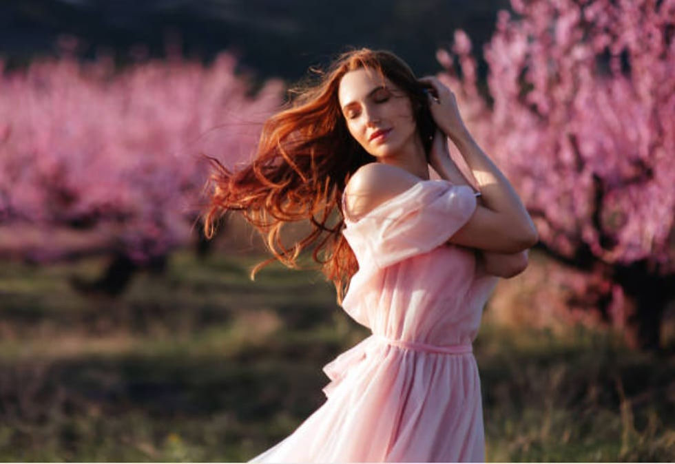 O Encanto do Estilo Romântico na Moda Feminina