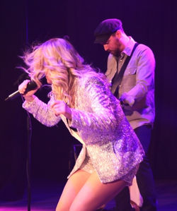 Elles Bailey - Photograph 41