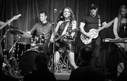 Jessica Lynn - Photograph 10