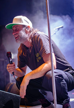 Reef - Leeds 06 11 2025 - Photograph 14