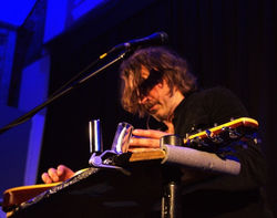 Wille And The Bandits - Stowmarket 06 03 26 - Photograph 6