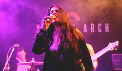 Sari Schorr -  Yellow Arch Studios, Sheffield  14 04 2023 - Photograph 54