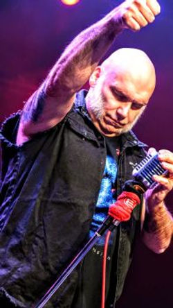 Blaze Bayley - KK's Steel Mill, Wolverhampton 01 11 25 - Photograph 9