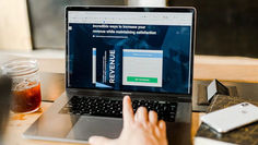 How to Start a Blog That Makes Money (And Gets Free Traffic)