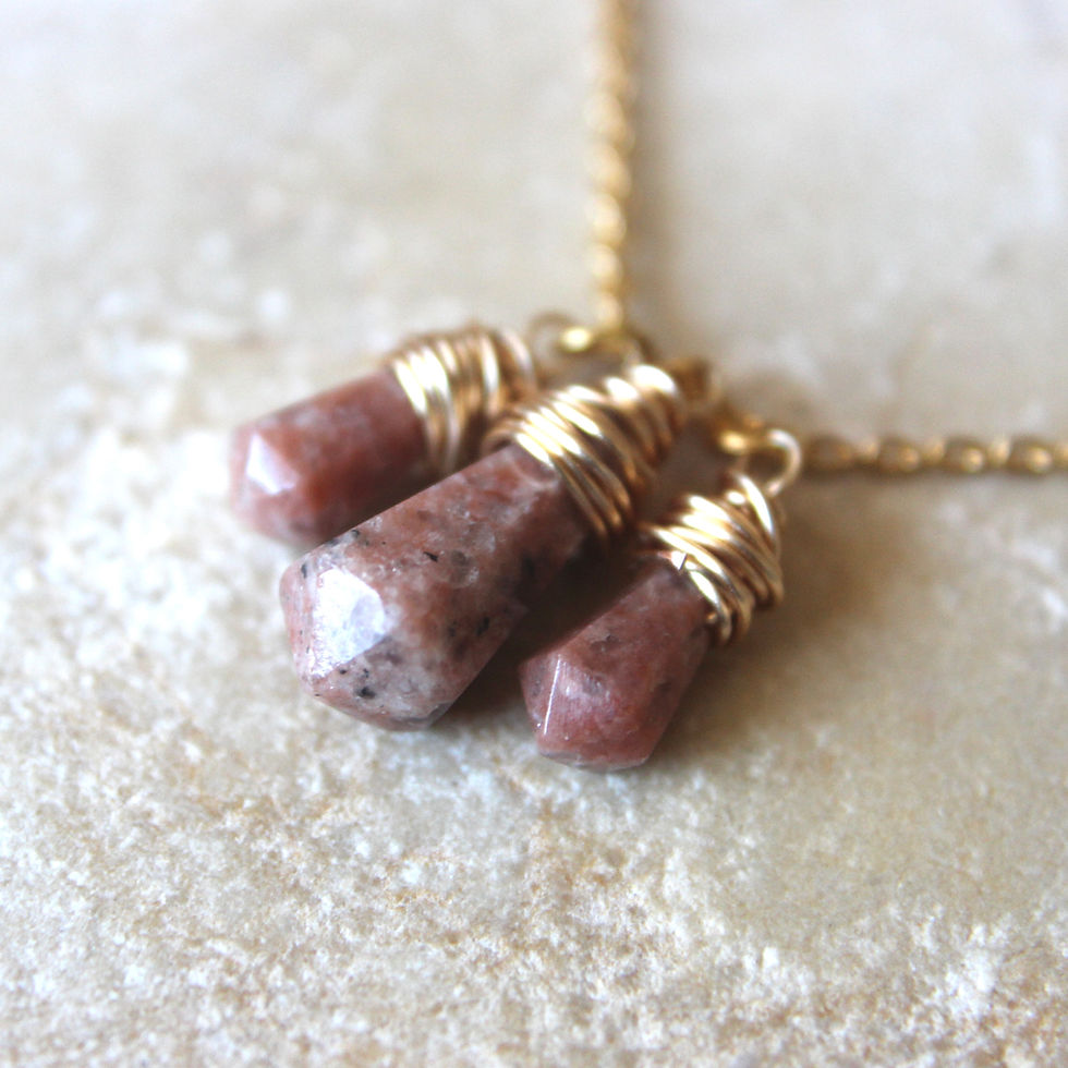 Pinita Granite Esmeralda Pointed Pencil Necklace