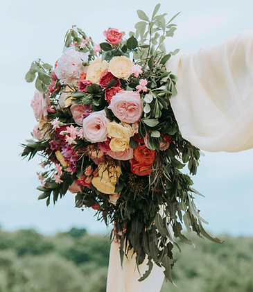 Wedding_Flowers_01_edited.png
