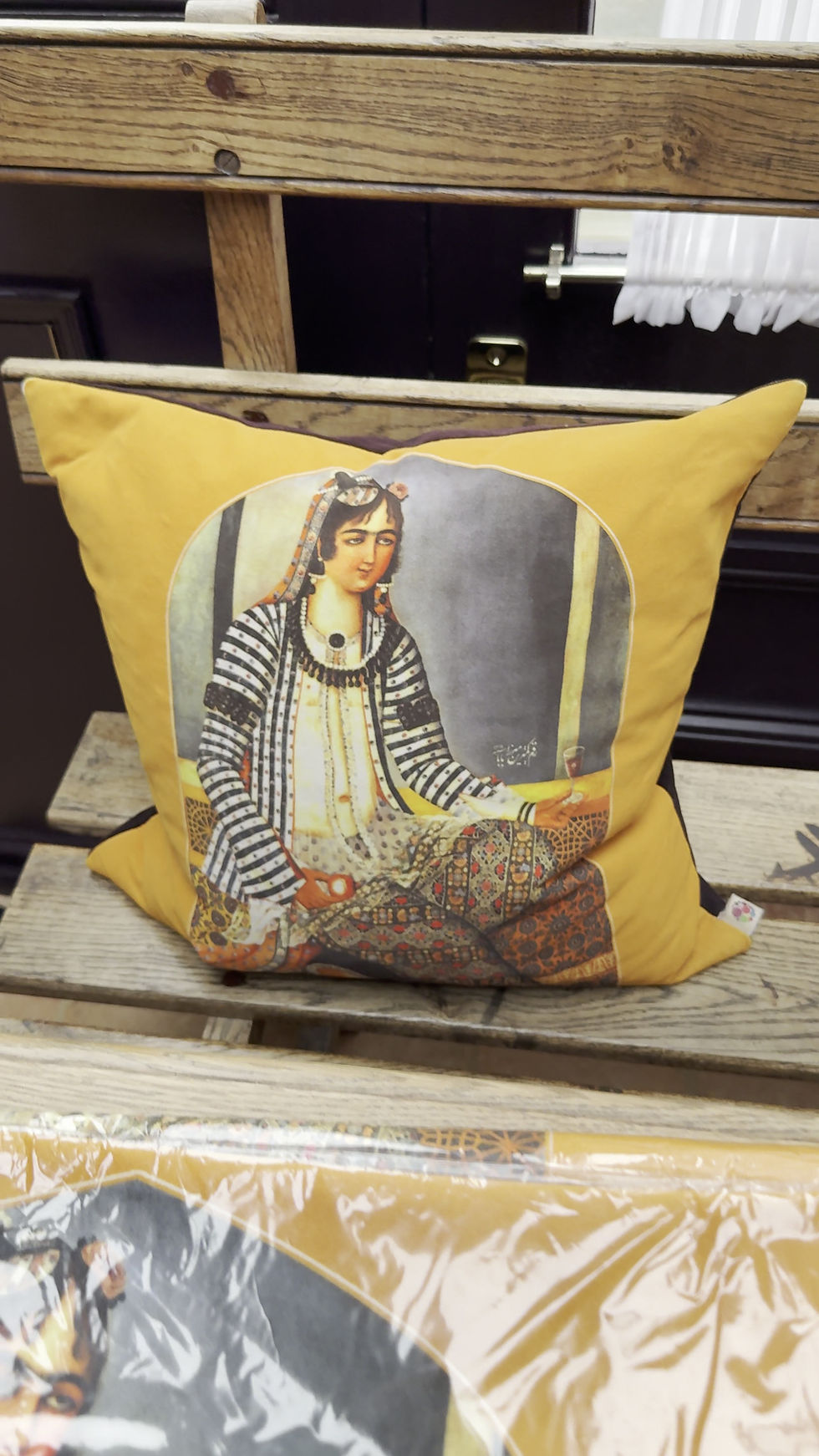 Thumbnail: Machine-washable soft cushion covers for easy maintenance