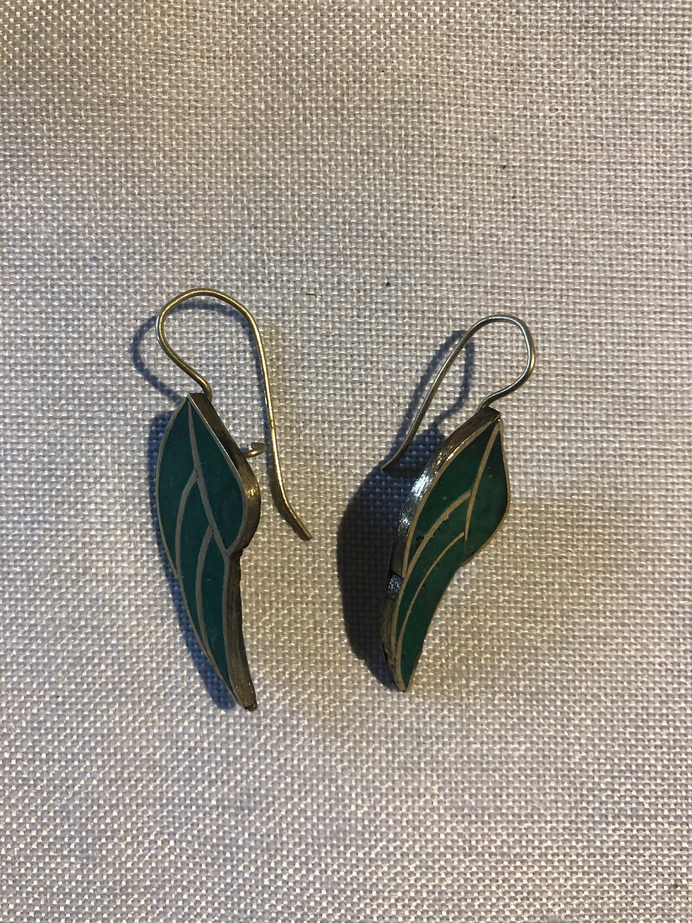 Thumbnail: Wings Earrings (Red Or Green)