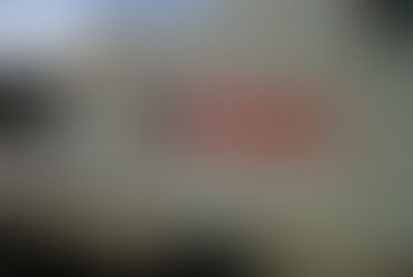 Tragedia en el barrio Boston: Mujer cae del octavo piso mientras sostenía a su bebé