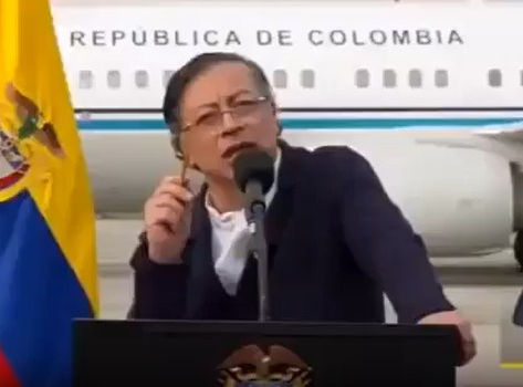 PETRO SE LE PLANTA A TRUMP: “A MÍ NO ME AMENACE, AQUÍ LO ESPERO”