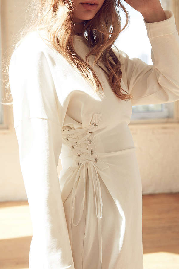 縮圖：Silence + Noise 修身系带群