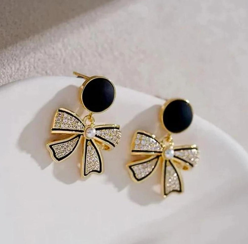 Thumbnail: Black Bow