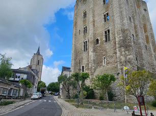 Le donjon de Beaugency - La tour qui défie le temps
