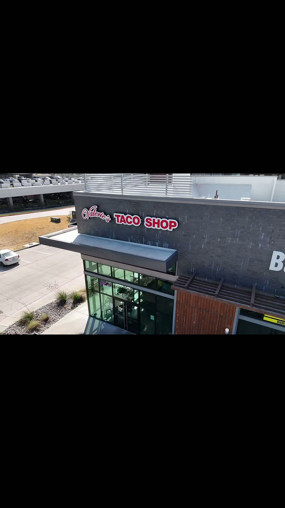 bcda54b1b13044f2b2e28ff7502c176e.MOV