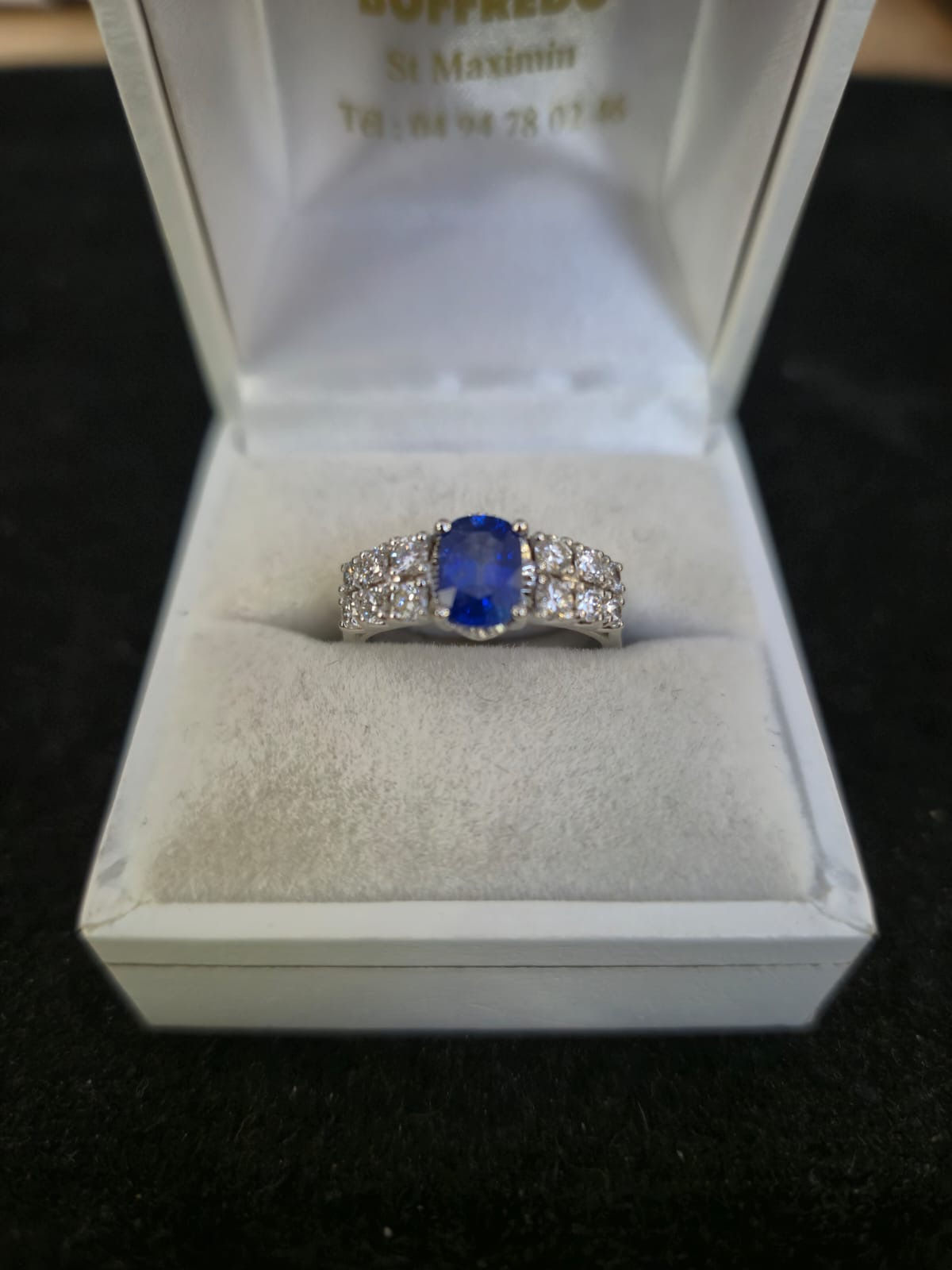 Bague d'exception Saphir & Diamants