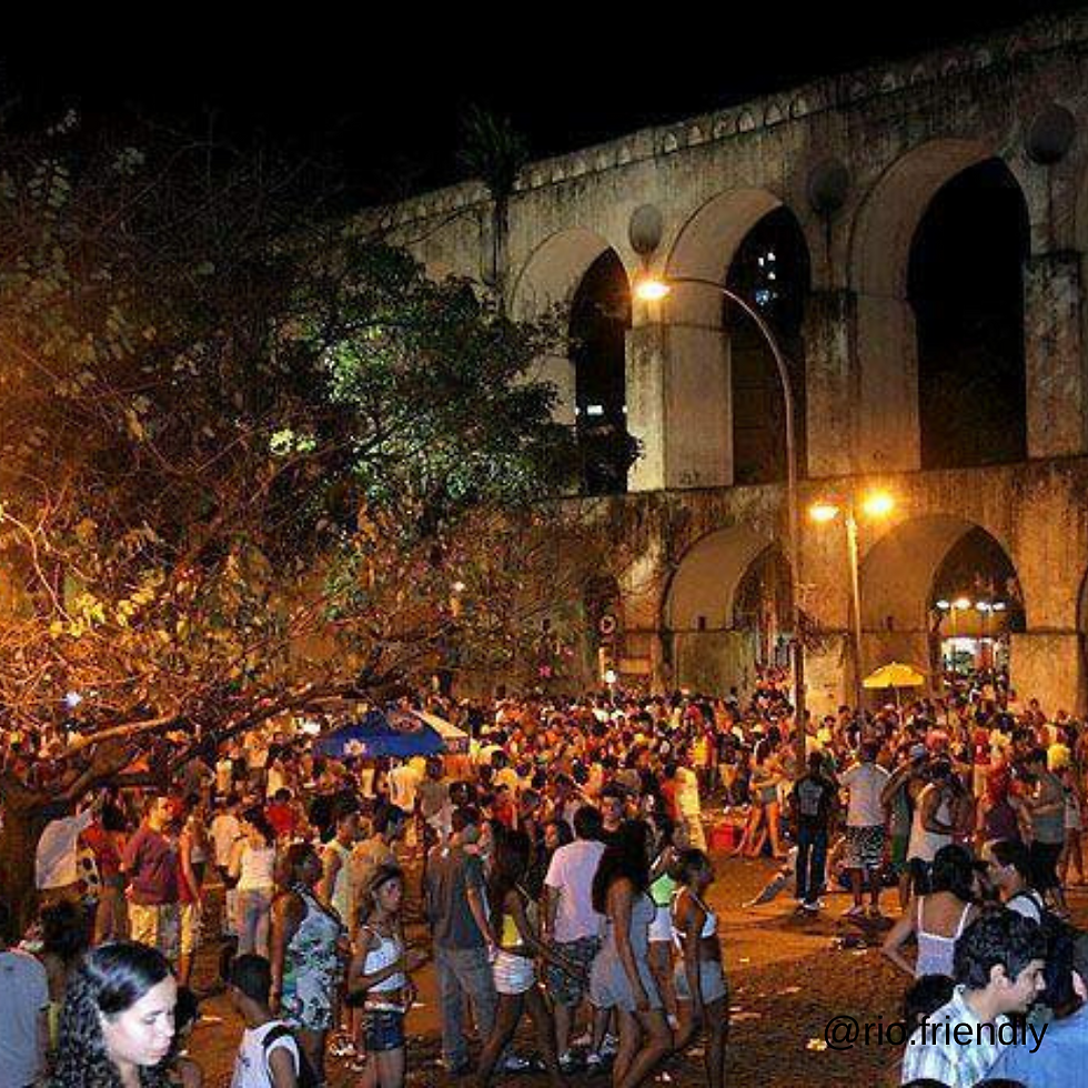 Vida nocturna en Arcos de Lapa
