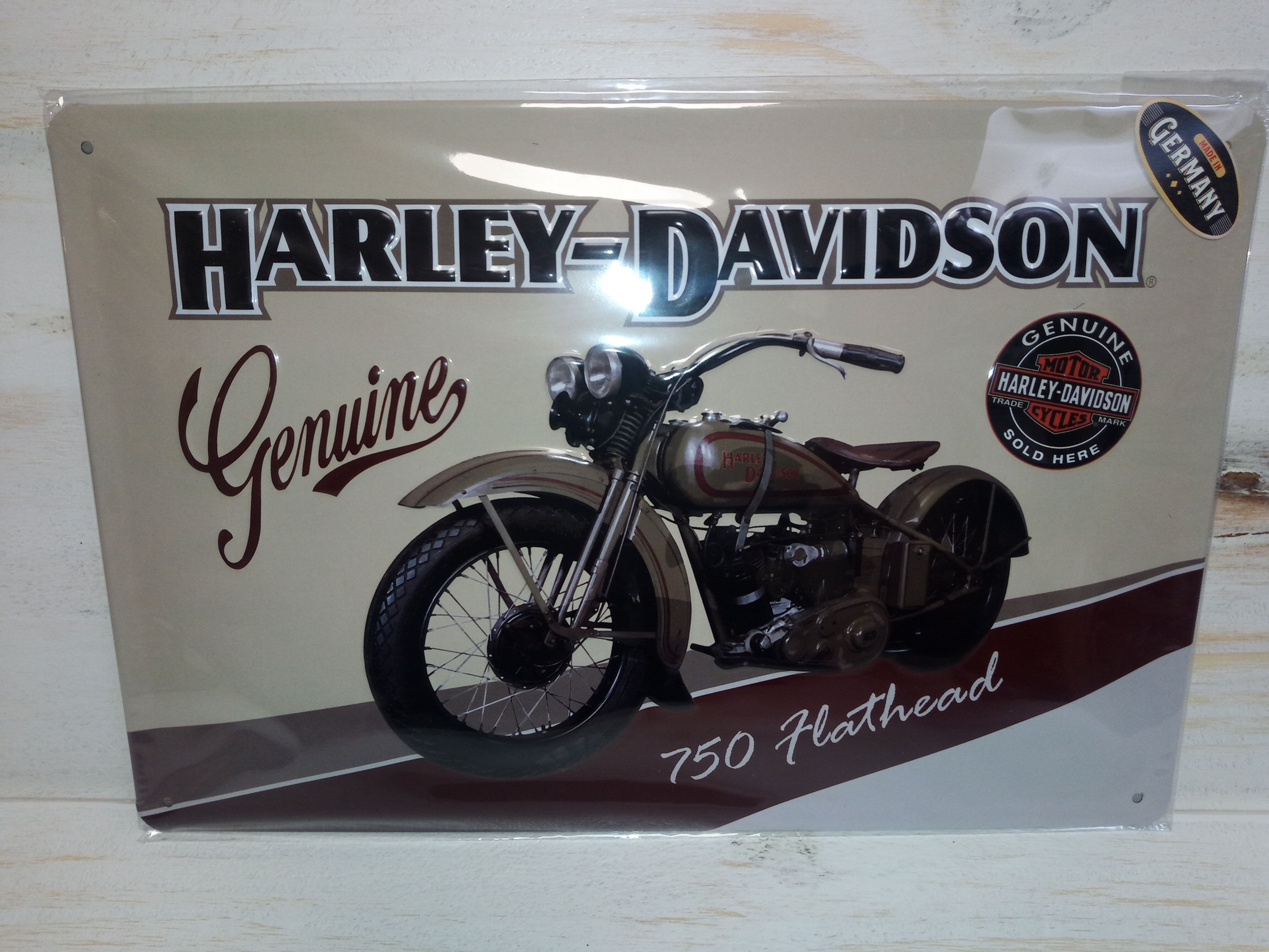 Plaque Harley Davidson Genuine . 30x20 cm .